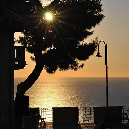 Relais Borgo Sul Mare Ospitalità Diffusa Affittacamere *