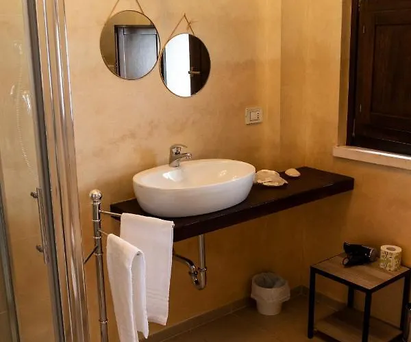 Relais Borgo Sul Mare Ospitalità Diffusa Affittacamere