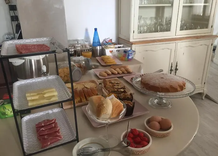 Relais Borgo Sul Mare Ospitalità Diffusa Affittacamere 3*